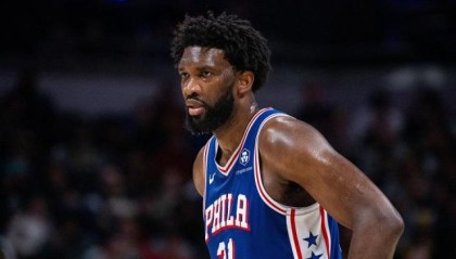 NBA在线观看-禁赛3场+损失106万！恩比德怒推记者遭联盟严惩