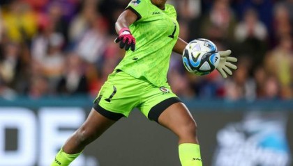 NBA直播-海地门将凯莉：对阵中国女足要取胜 我们很自信