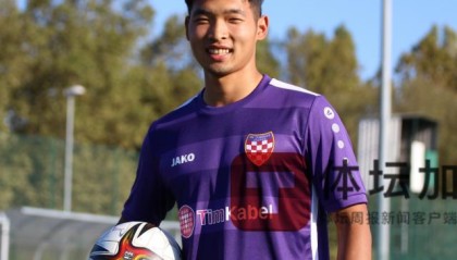 贾博琰现身U21国青队 成耀东：比原来稳重多了！